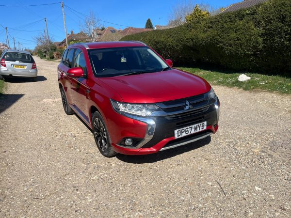Mitsubishi Outlander 3h (2018) 2.0 12kWh 3h SUV 5dr Petrol Plug-in Hybrid CVT 4WD Euro 6 (s/s) (200 ps) £7500 - Image 16