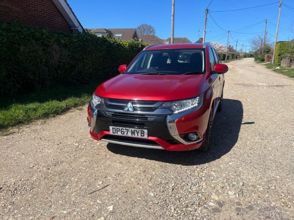 Mitsubishi Outlander 3h (2018) 2.0 12kWh 3h SUV 5dr Petrol Plug-in Hybrid CVT 4WD Euro 6 (s/s) (200 ps) £7500 - Image 18