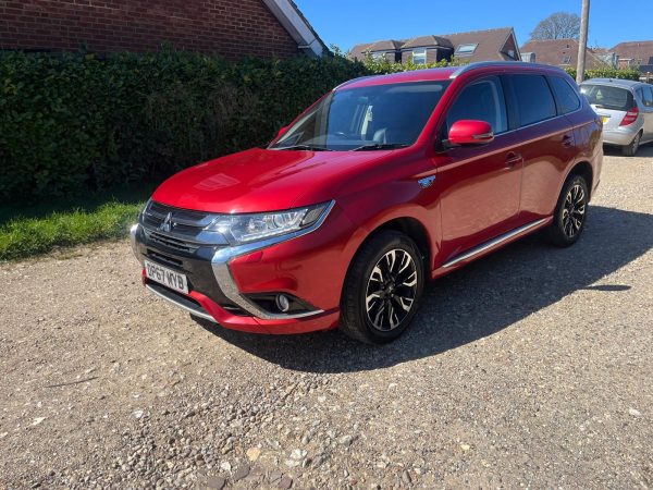 Mitsubishi Outlander 3h (2018) 2.0 12kWh 3h SUV 5dr Petrol Plug-in Hybrid CVT 4WD Euro 6 (s/s) (200 ps) £7500 - Image 19