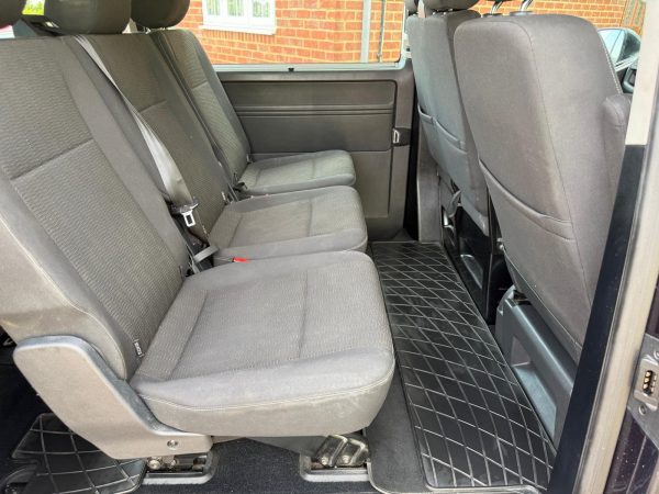 Volkswagen Transporter Shuttle SE (2016) 2.0 TDI BlueMotion Tech SE Minibus Double Cab 5dr Diesel Manual FWD LWB Euro 6 (s/s) (150 ps) £12995 - Image 15