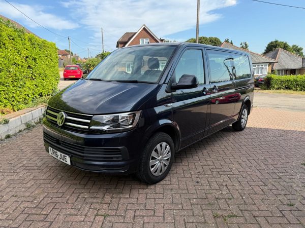 Volkswagen Transporter Shuttle SE (2016) 2.0 TDI BlueMotion Tech SE Minibus Double Cab 5dr Diesel Manual FWD LWB Euro 6 (s/s) (150 ps) £12995 - Image 3