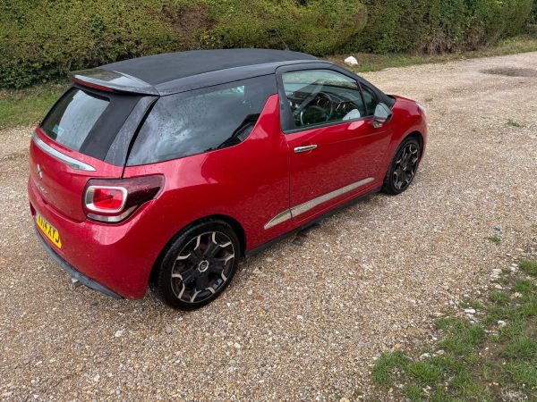 Citroen DS3 Cabrio DStyle Plus (2014) 1.6 e-HDi Airdream DStyle Plus Convertible 2dr Diesel Manual Euro 5 (s/s) (90 ps) £1995 - Image 11