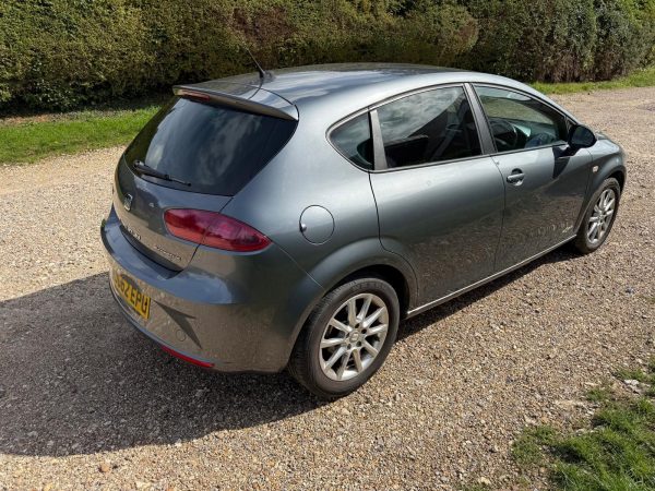 SEAT Leon SE Copa (2012) 1.6 TDI Ecomotive CR SE Copa Hatchback 5dr Diesel Manual Euro 5 (s/s) (105 ps) - Image 21