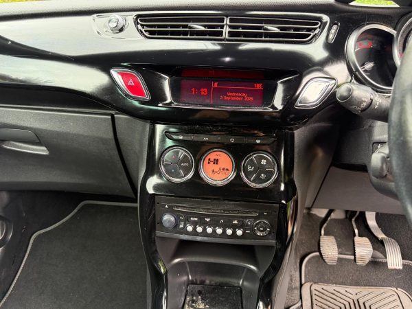 Citroen DS3 Cabrio DStyle Plus (2014) 1.6 e-HDi Airdream DStyle Plus Convertible 2dr Diesel Manual Euro 5 (s/s) (90 ps) £1995 - Image 15