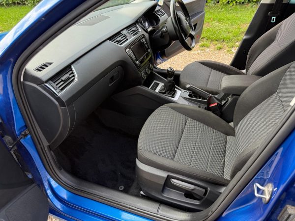 Skoda Octavia SE (2016) 1.0 TSI SE Estate 5dr Petrol Manual Euro 6 (s/s) (115 ps) - Image 22