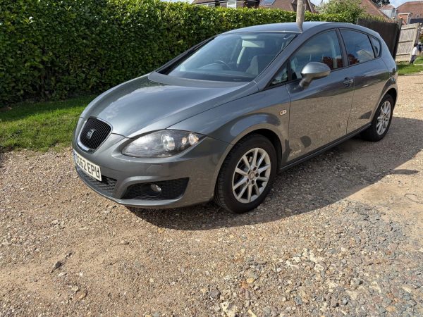 SEAT Leon SE Copa (2012) 1.6 TDI Ecomotive CR SE Copa Hatchback 5dr Diesel Manual Euro 5 (s/s) (105 ps) - Image 15