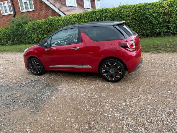 Citroen DS3 Cabrio DStyle Plus (2014) 1.6 e-HDi Airdream DStyle Plus Convertible 2dr Diesel Manual Euro 5 (s/s) (90 ps) £1995 - Image 8