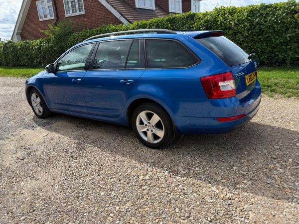 Skoda Octavia SE (2016) 1.0 TSI SE Estate 5dr Petrol Manual Euro 6 (s/s) (115 ps) - Image 13